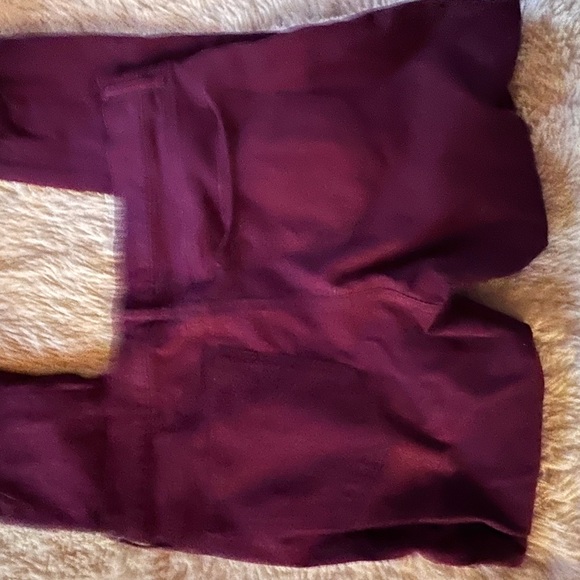 Express Mid-Rise Ankle Legging - Picture 4 of 6